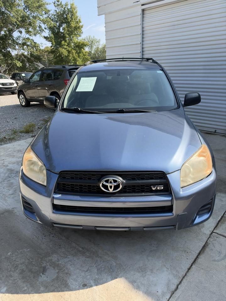 Toyota RAV4 Base V6 2WD 2009