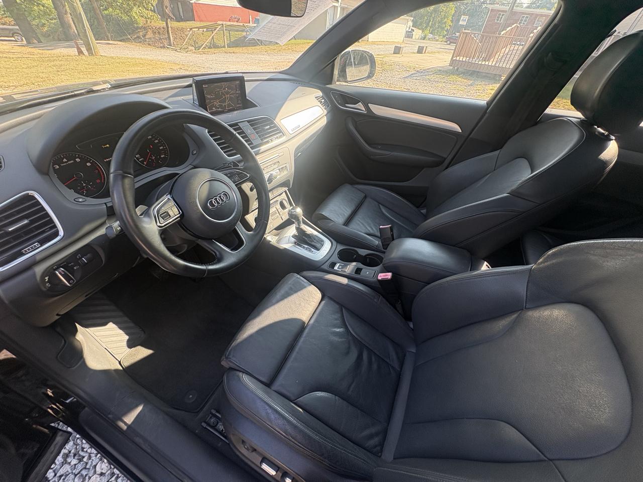 Audi Q3 2.0T quattro Premium Plus 2016