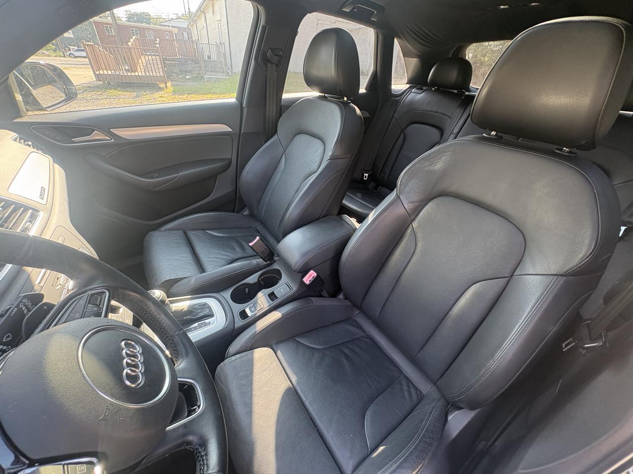 Audi Q3 2.0T quattro Premium Plus 2016