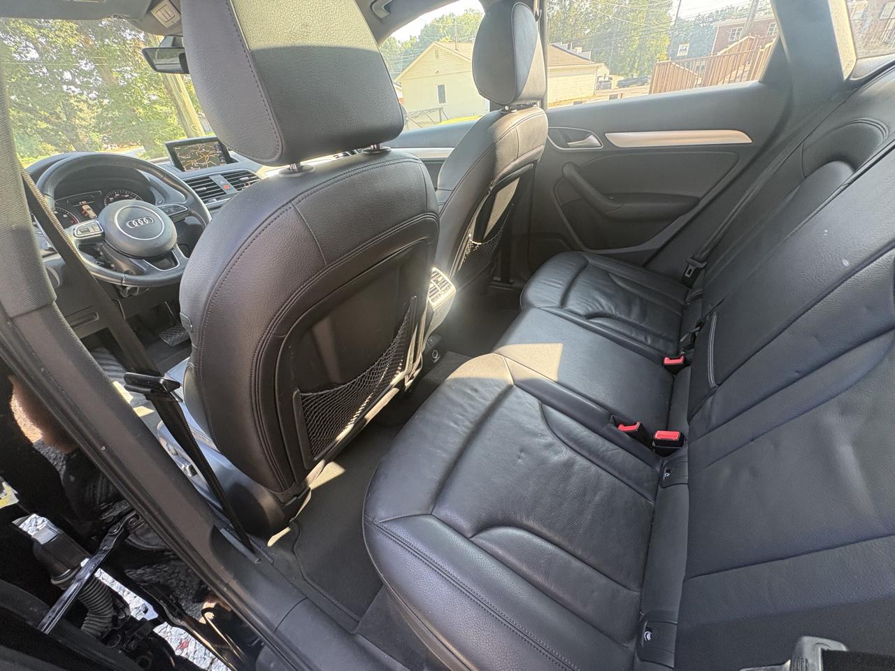 Audi Q3 2.0T quattro Premium Plus 2016