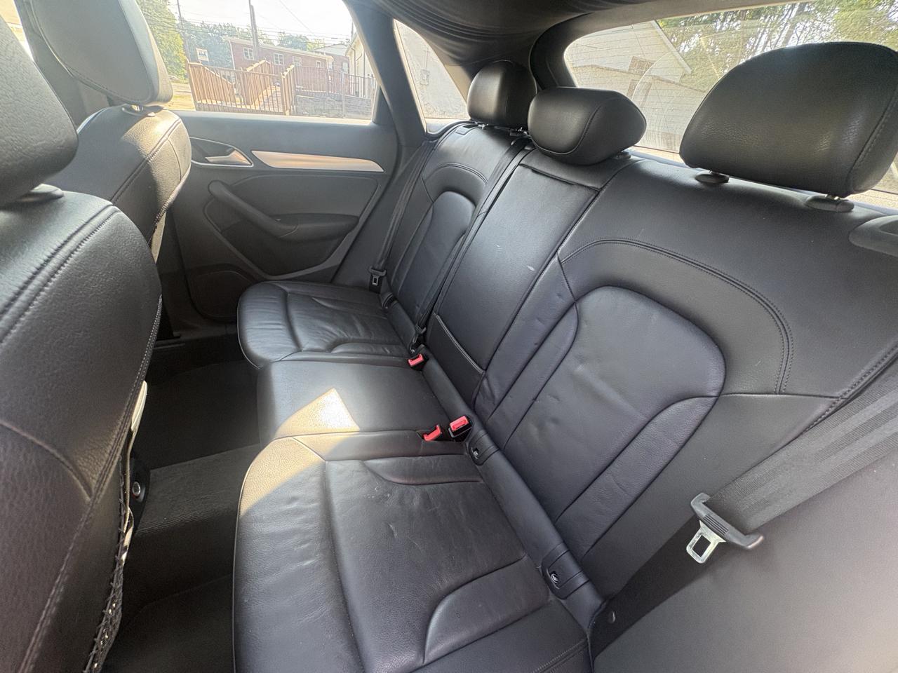 Audi Q3 2.0T quattro Premium Plus 2016