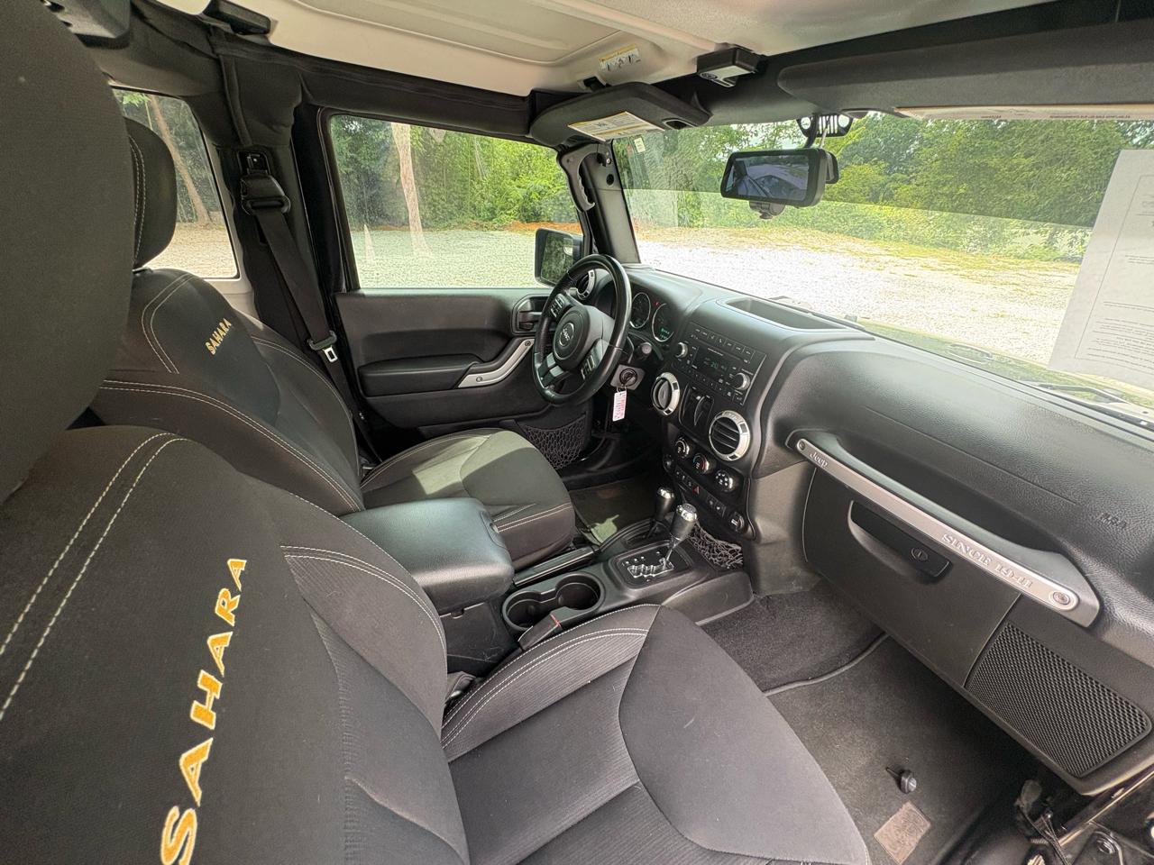 Jeep Wrangler Sahara 4WD 2016