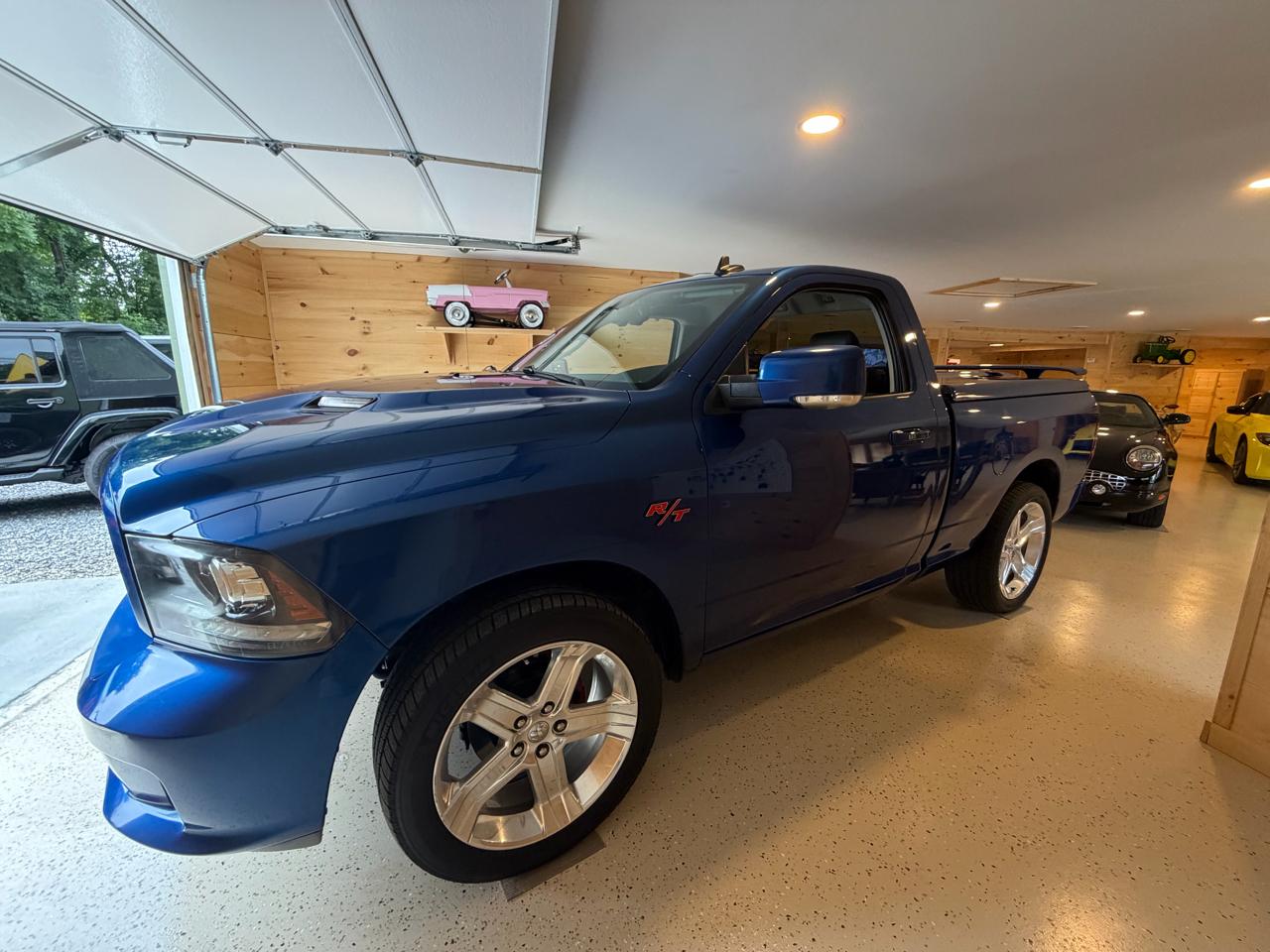 RAM 1500 SPORT SWB 2WD 2015