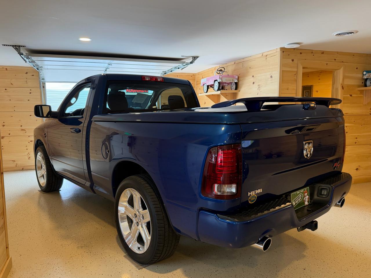 RAM 1500 SPORT SWB 2WD 2015