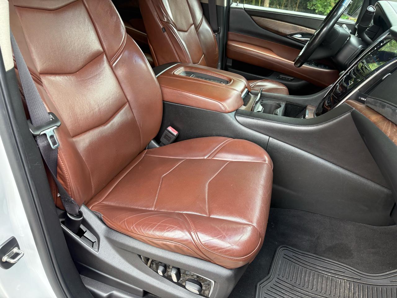 Cadillac Escalade ESV 2WD Premium 2017