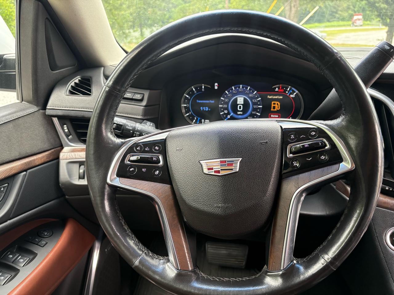 Cadillac Escalade ESV 2WD Premium 2017