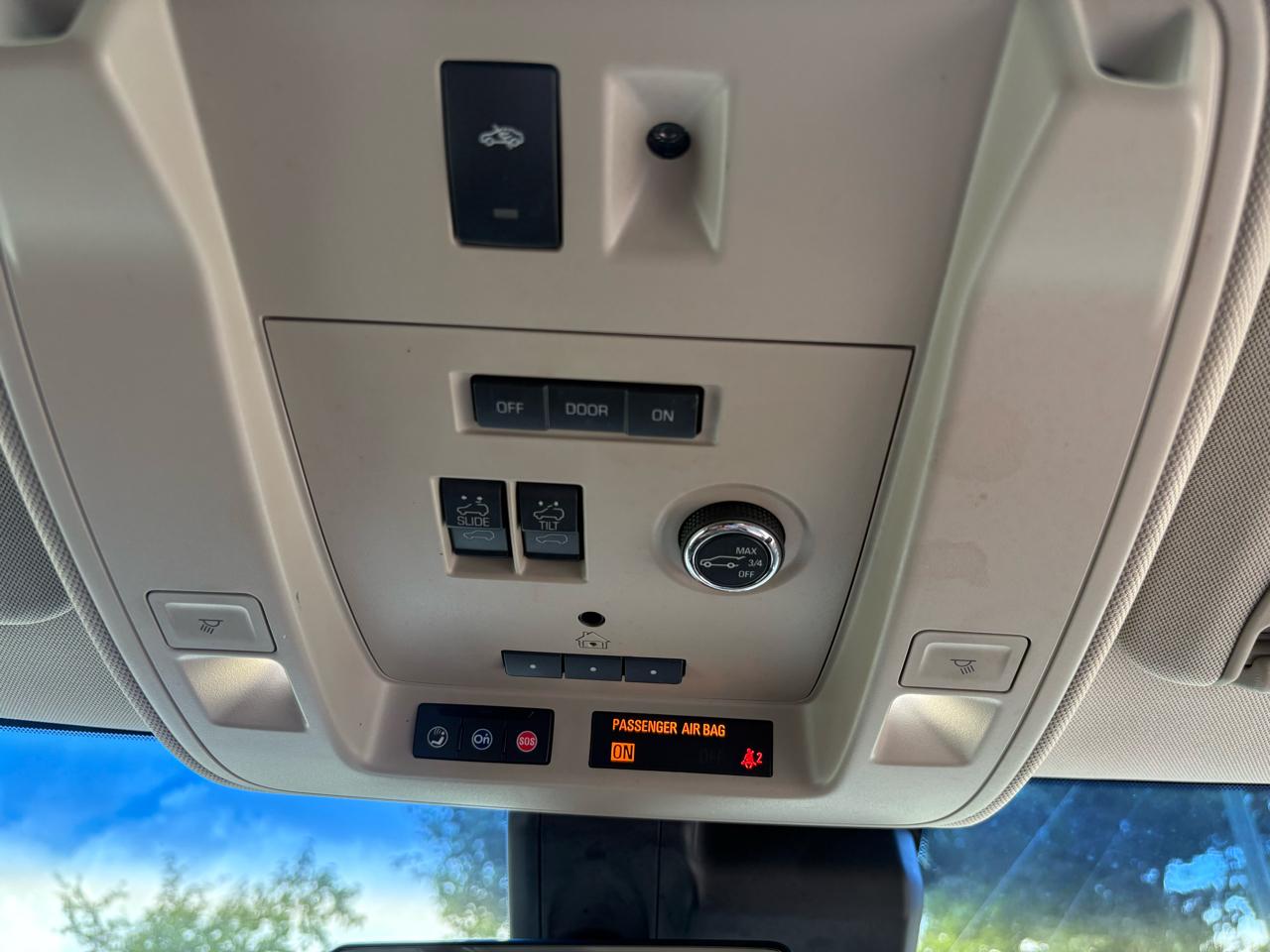 Cadillac Escalade ESV 2WD Premium 2017