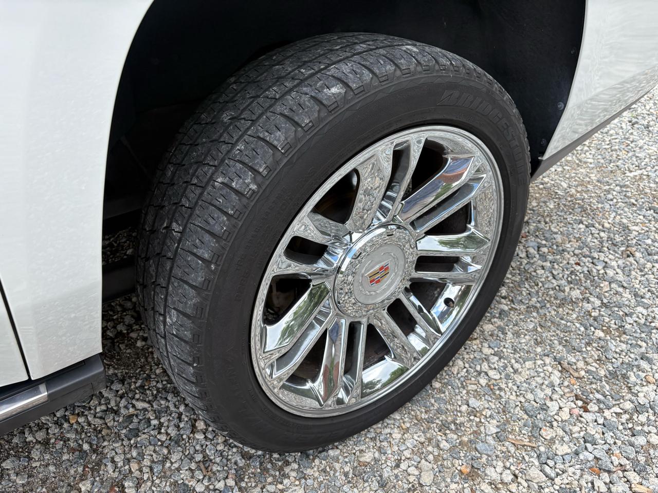 Cadillac Escalade ESV 2WD Premium 2017