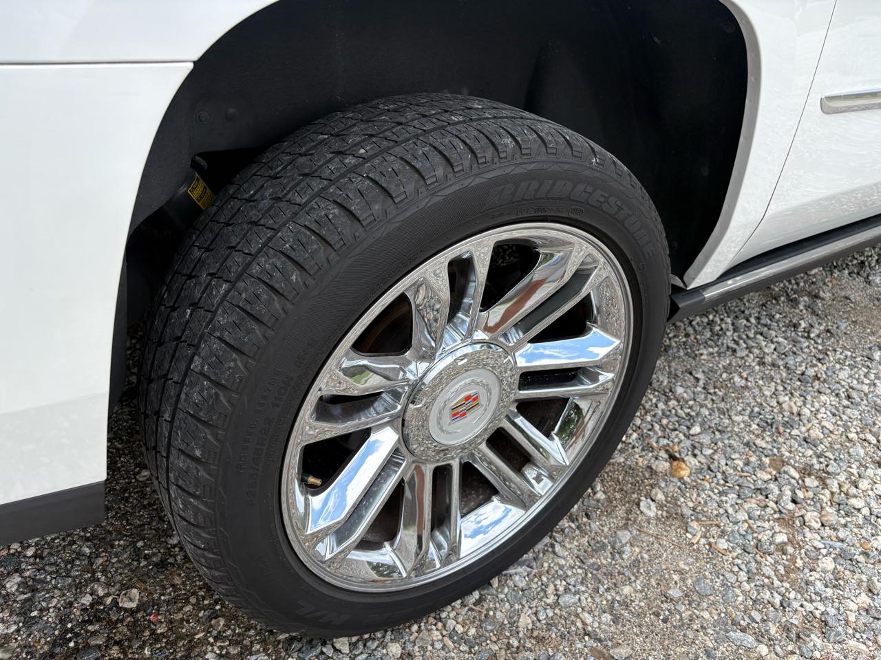 Cadillac Escalade ESV 2WD Premium 2017