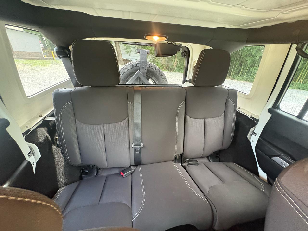 Jeep Wrangler Unlimited Rubicon 4WD 2014