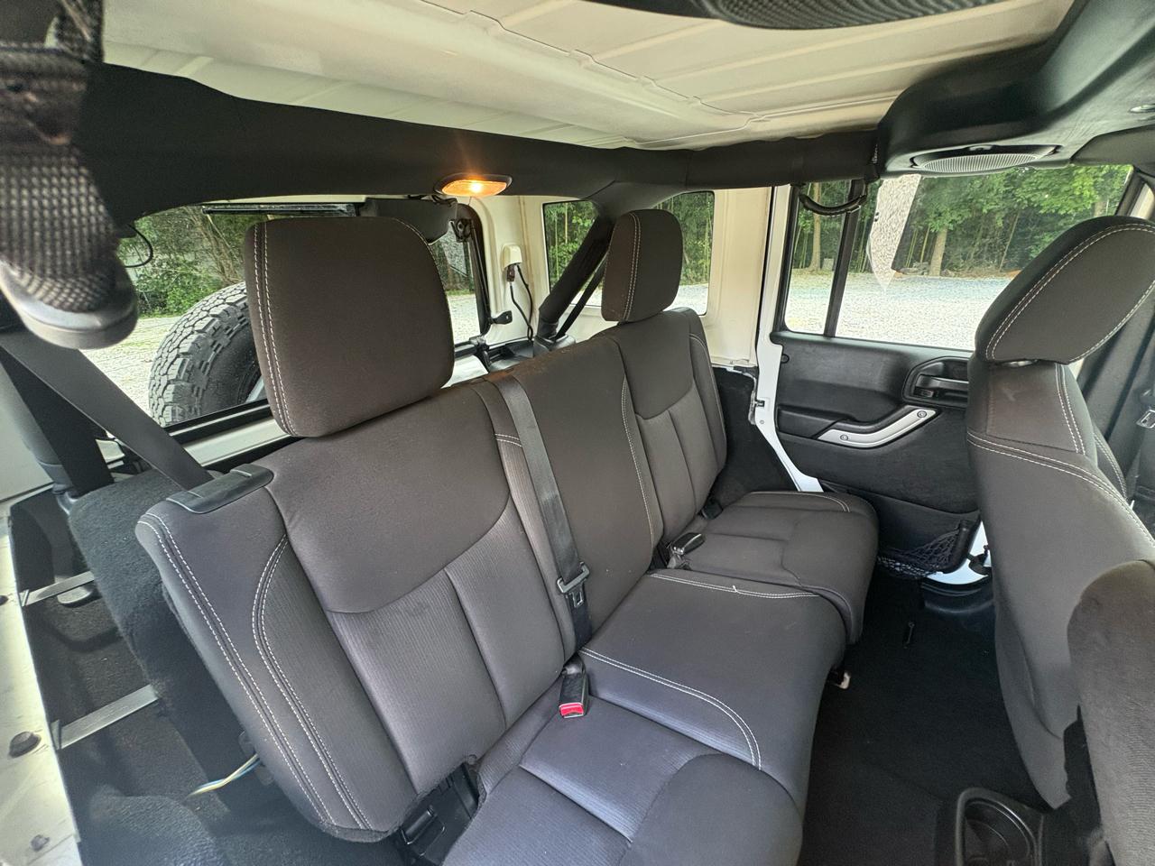 Jeep Wrangler Unlimited Rubicon 4WD 2014