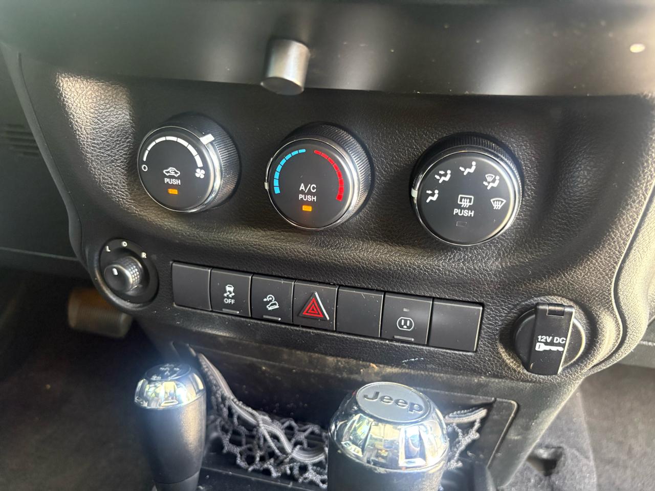 Jeep Wrangler Unlimited Rubicon 4WD 2014