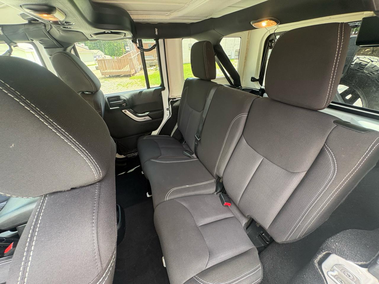 Jeep Wrangler Unlimited Rubicon 4WD 2014