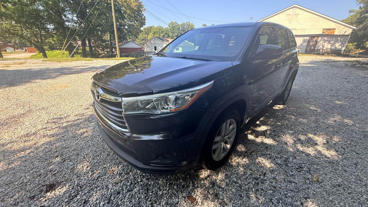 Toyota Highlander LE FWD I4 2016