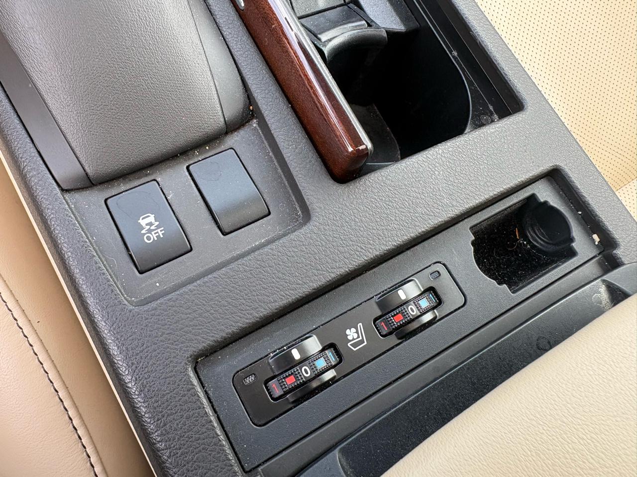 Lexus RX 350 FWD 2013