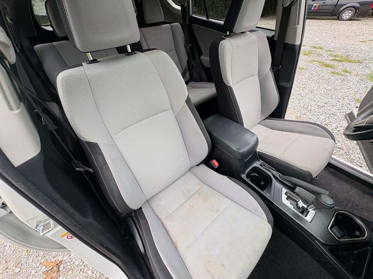 Toyota RAV4 XLE FWD 2018