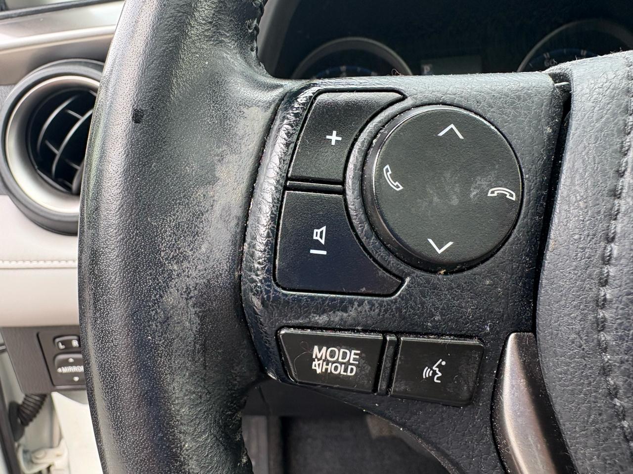 Toyota RAV4 XLE FWD 2018