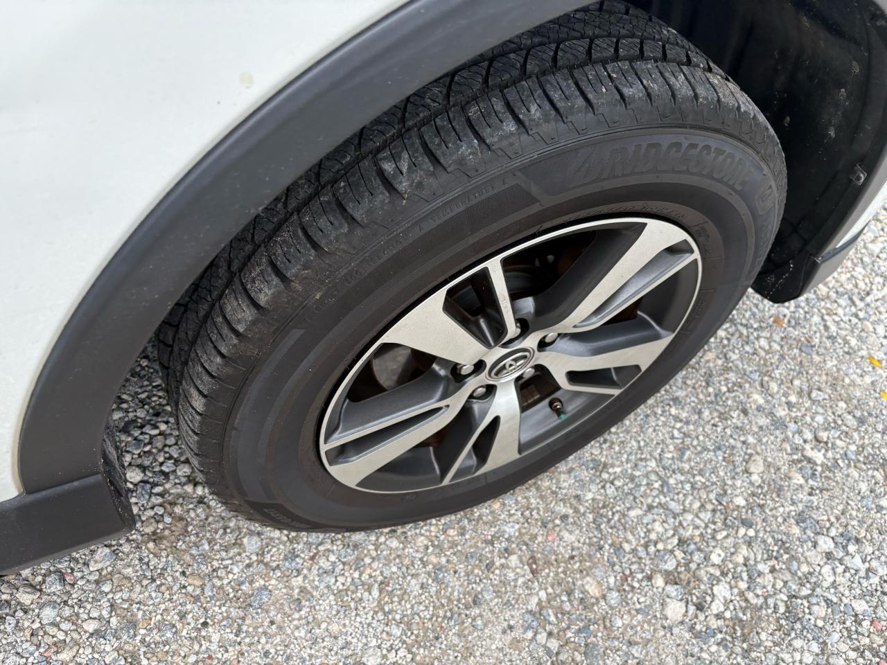 Toyota RAV4 XLE FWD 2018