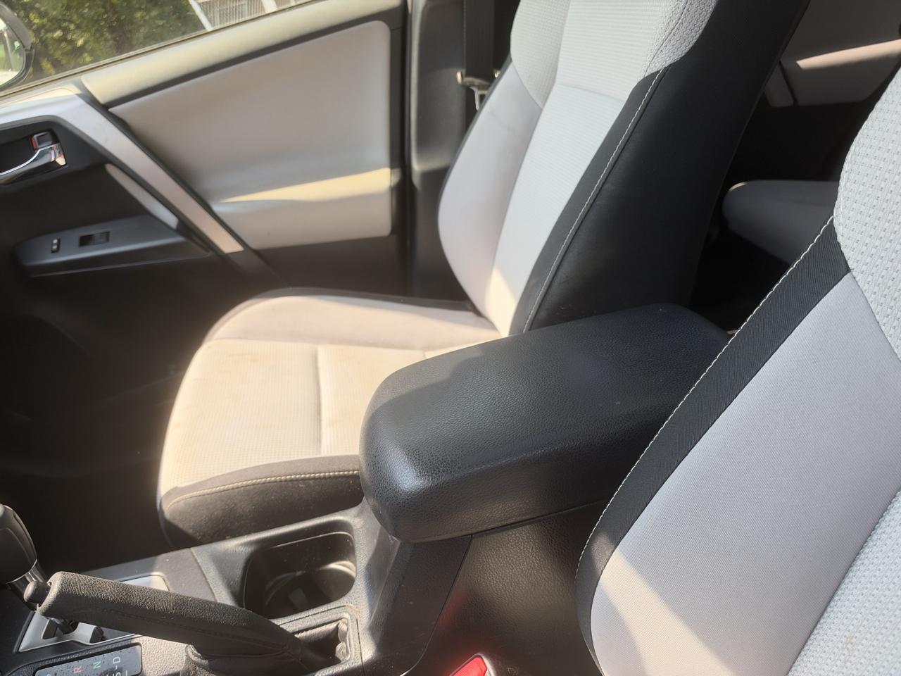 Toyota RAV4 XLE FWD 2018