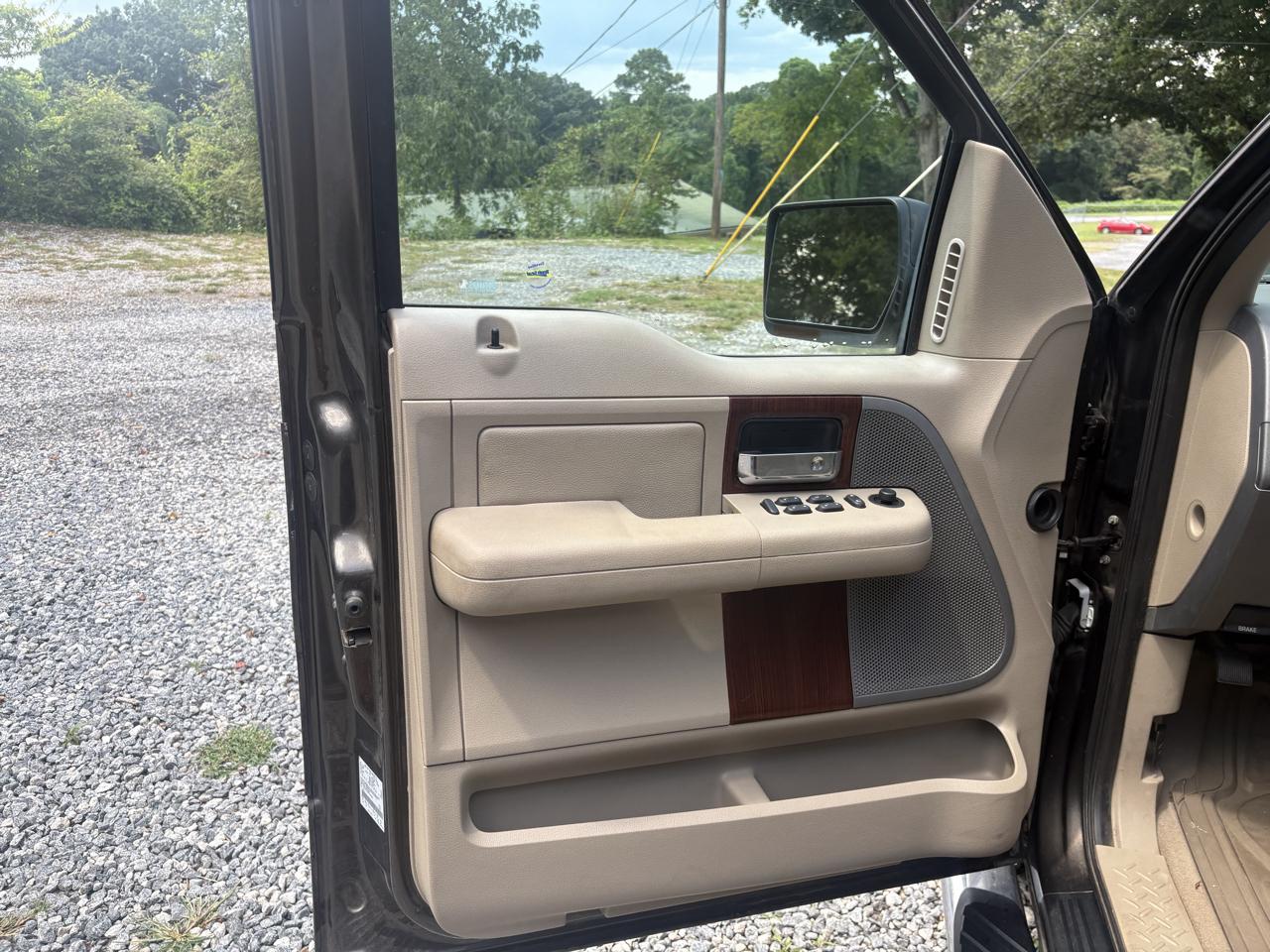 Ford F-150 Lariat SuperCrew 2WD 2008