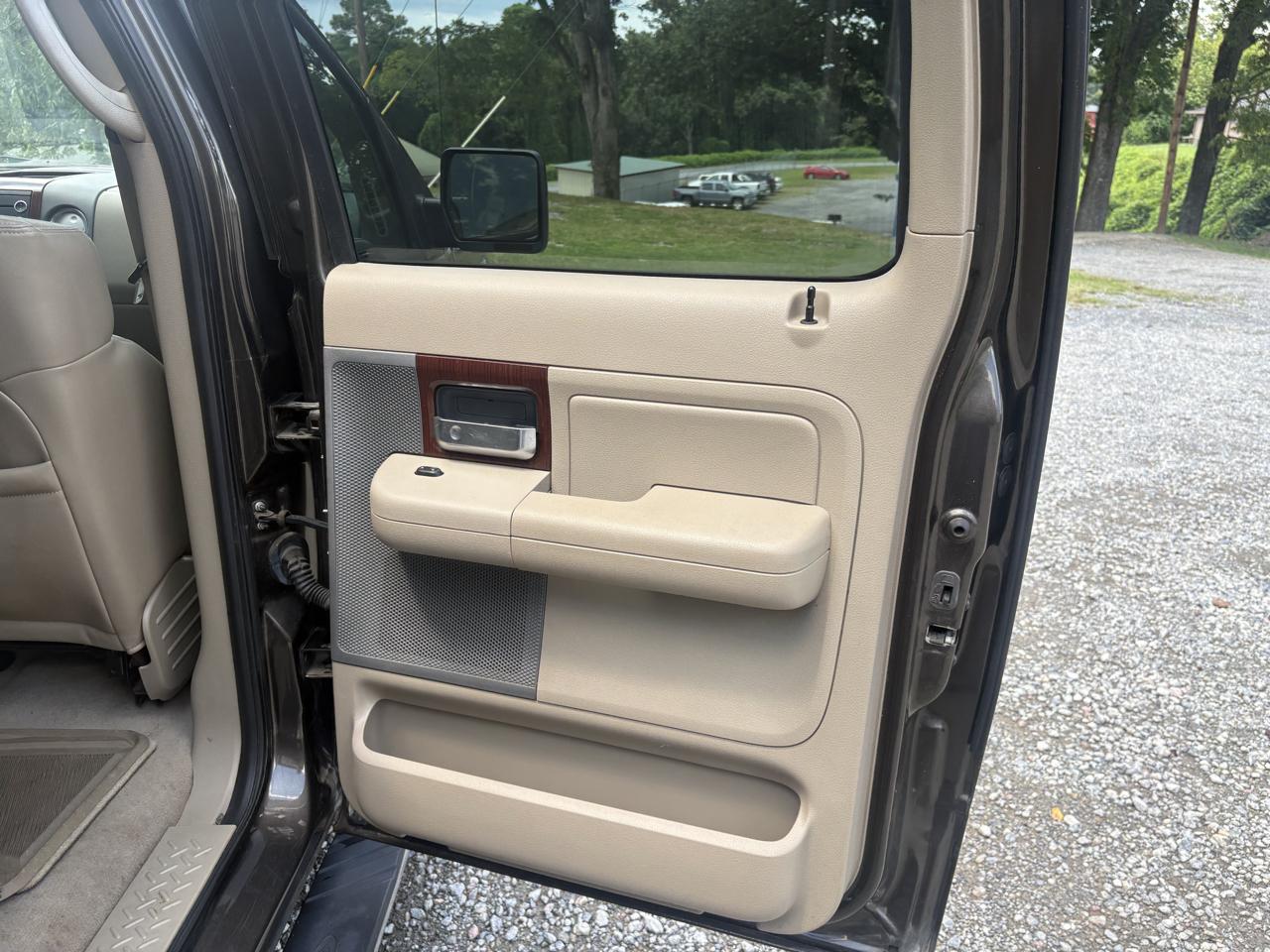 Ford F-150 Lariat SuperCrew 2WD 2008