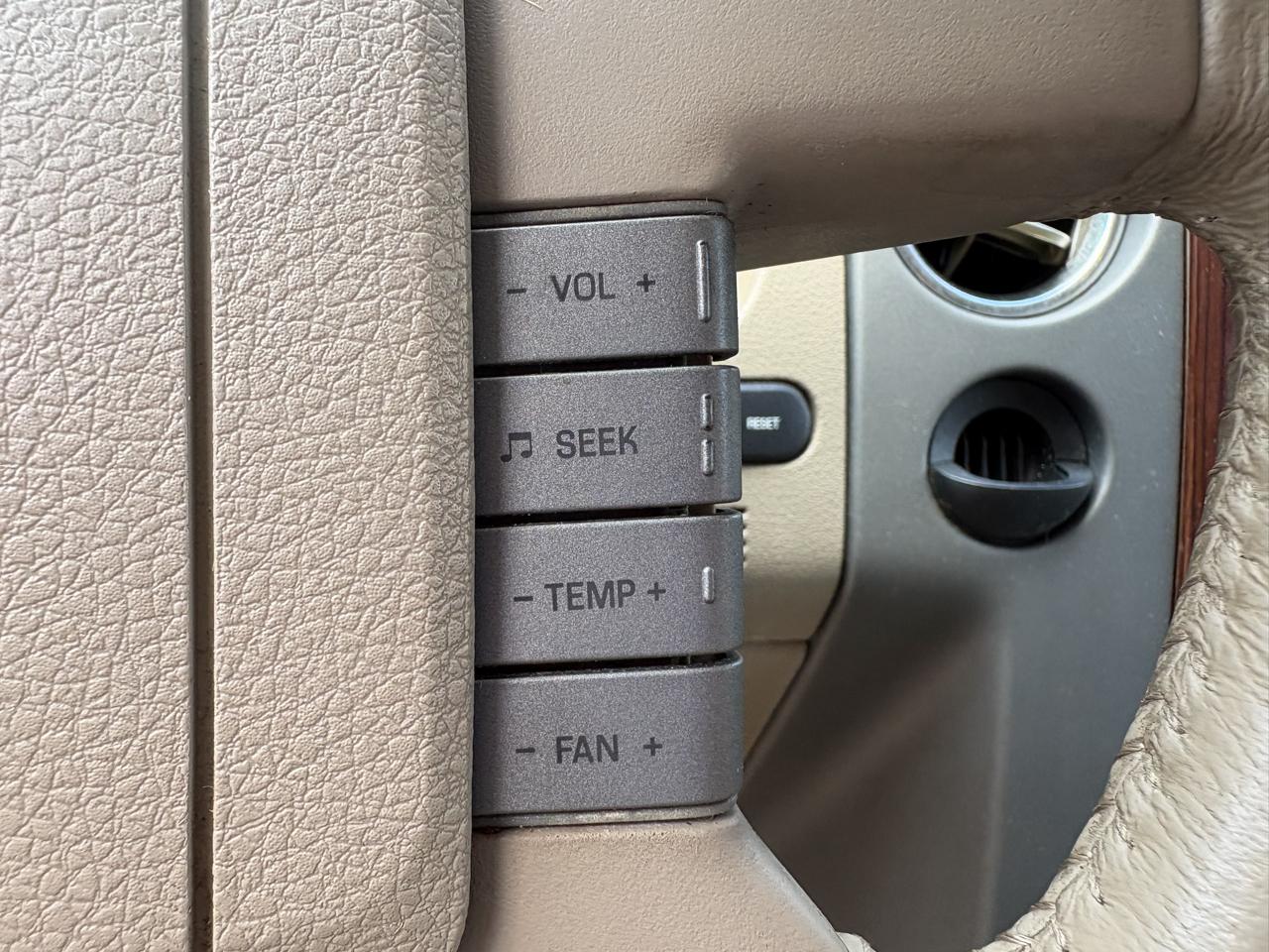 Ford F-150 Lariat SuperCrew 2WD 2008