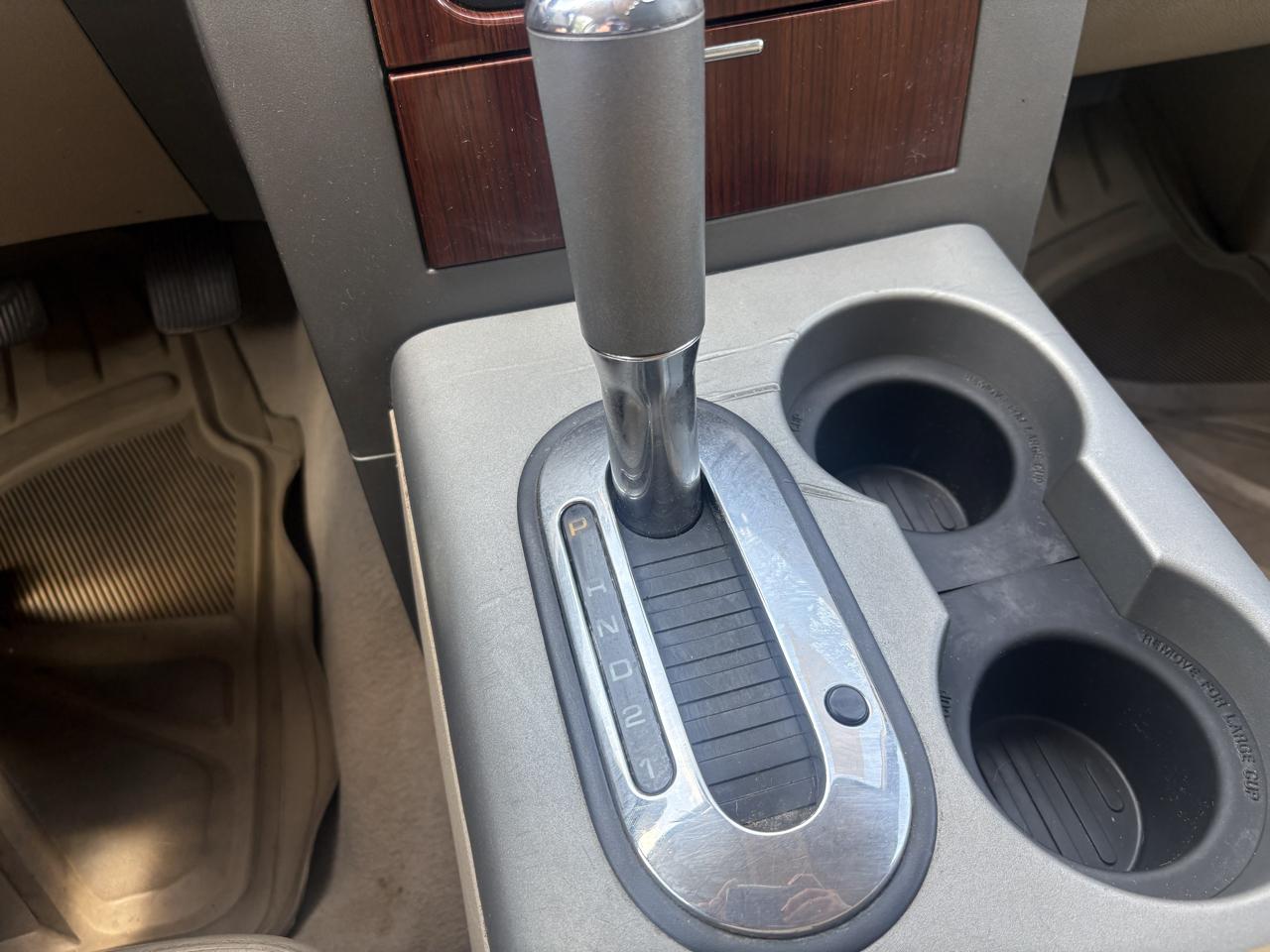 Ford F-150 Lariat SuperCrew 2WD 2008