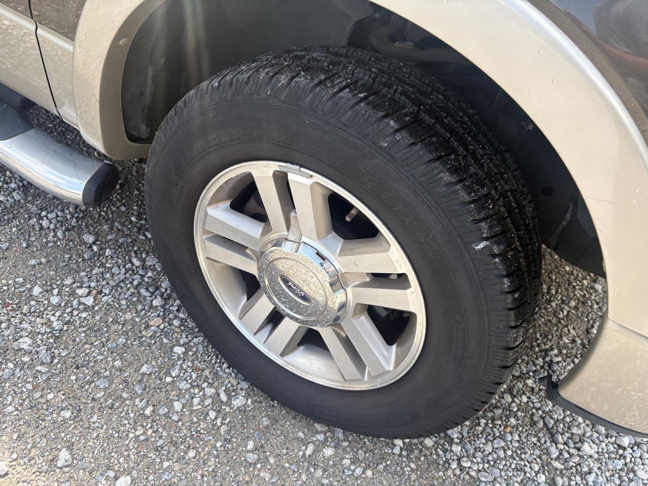 Ford F-150 Lariat SuperCrew 2WD 2008