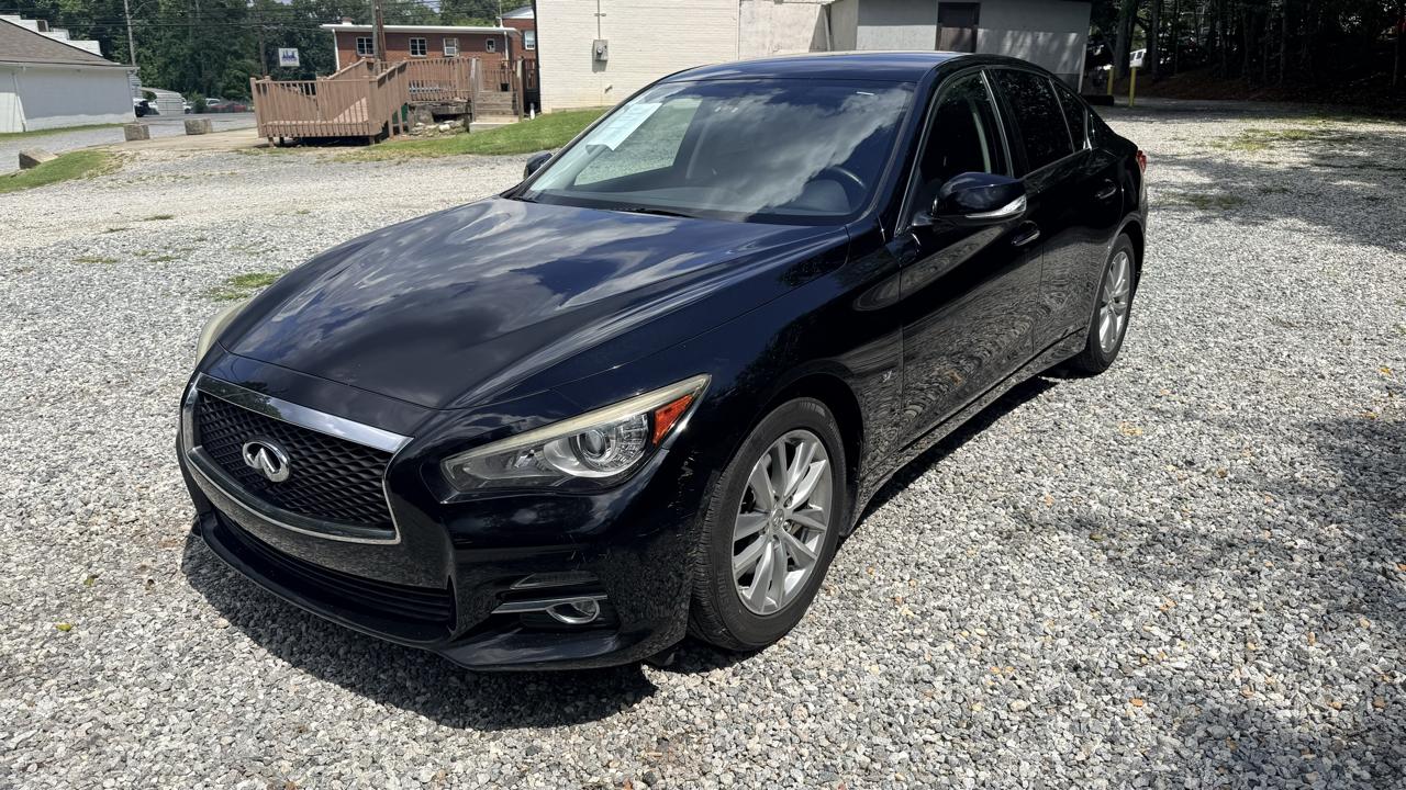 Infiniti Q50 Base 2015