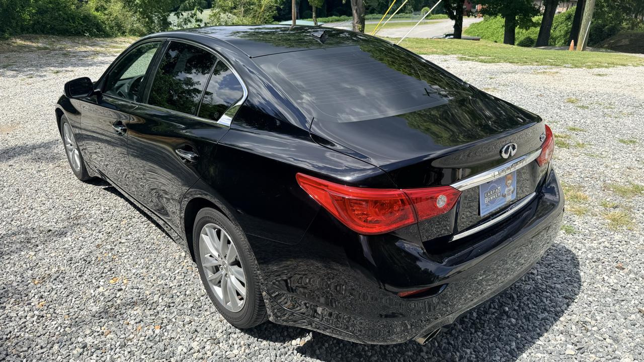 Infiniti Q50 Base 2015