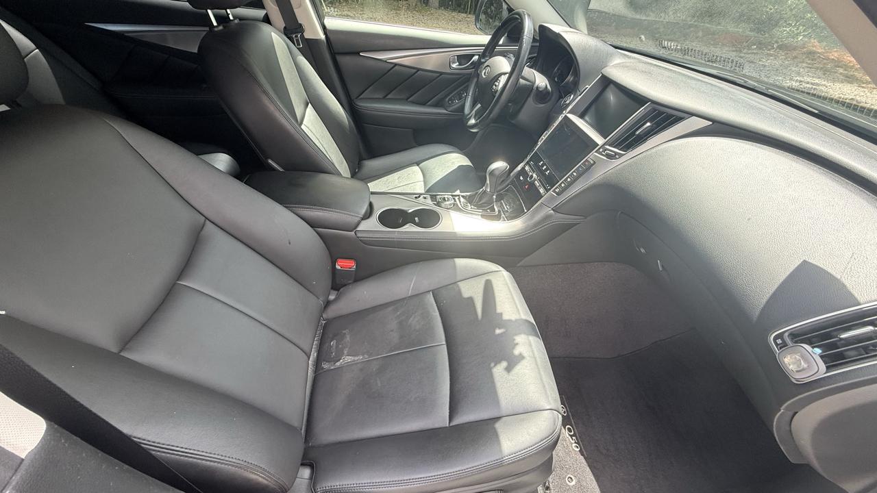 Infiniti Q50 Base 2015