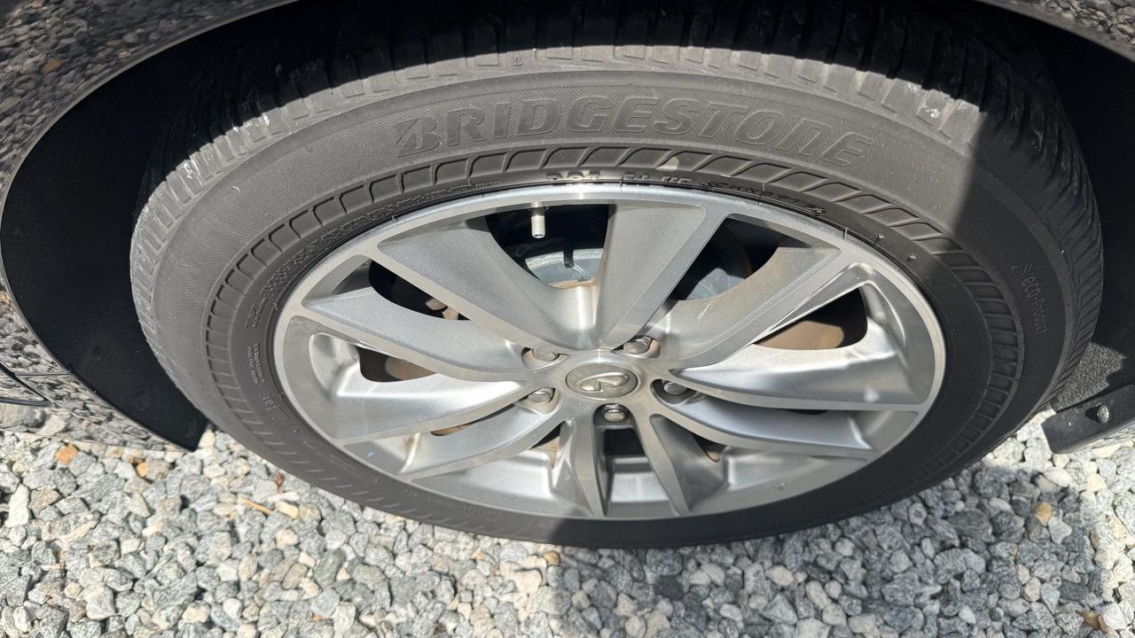 Infiniti Q50 Base 2015