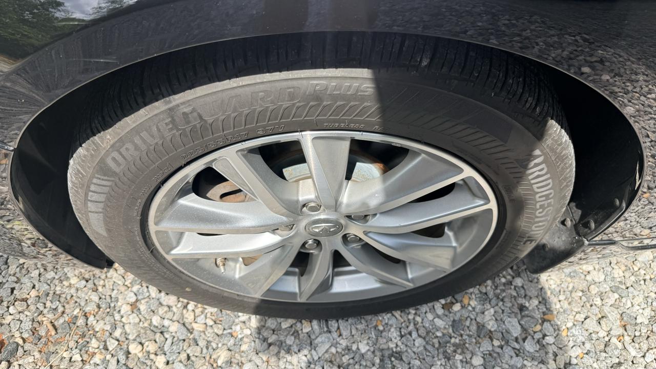 Infiniti Q50 Base 2015
