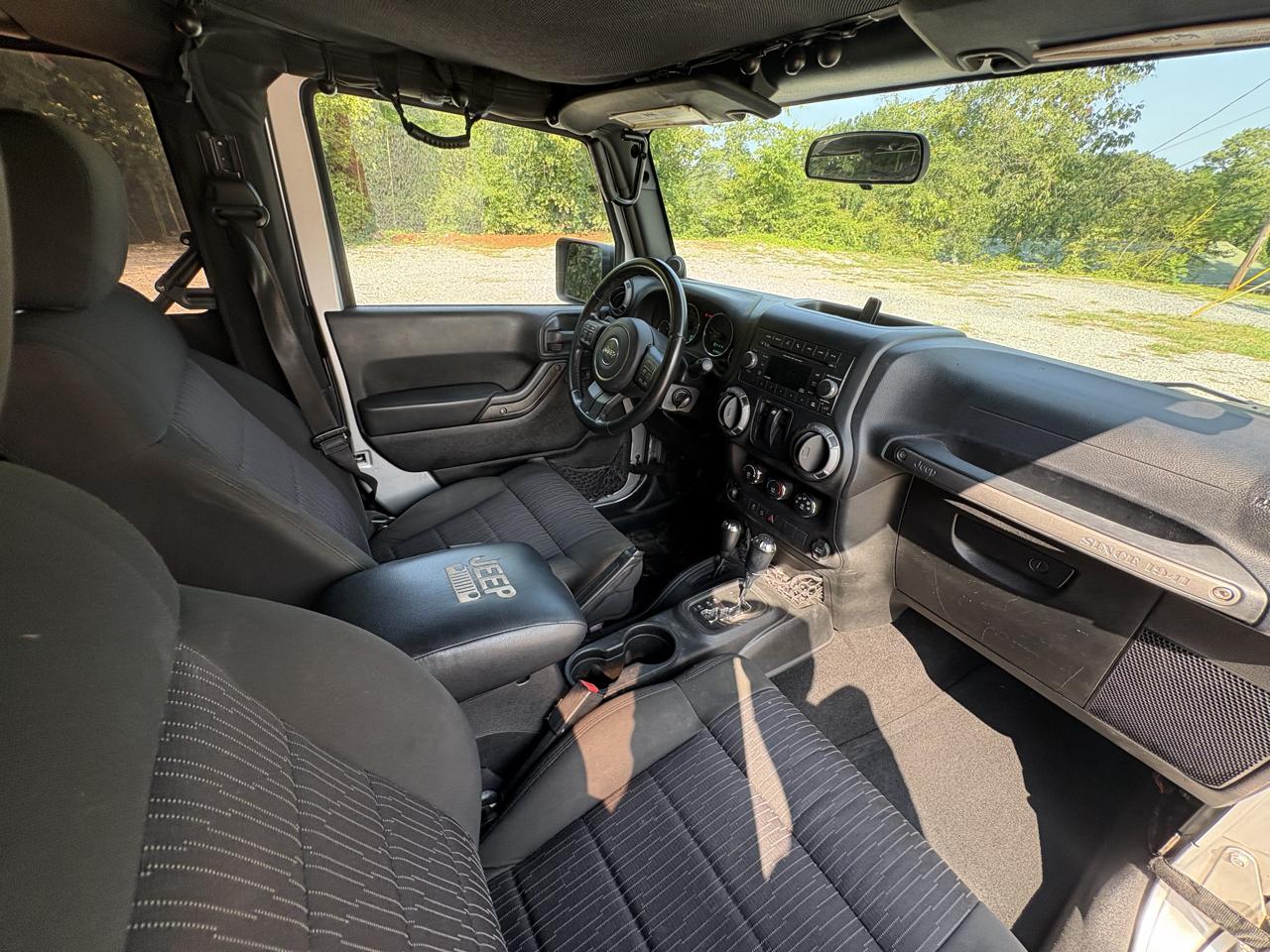 Jeep Wrangler Sport 4WD 2012