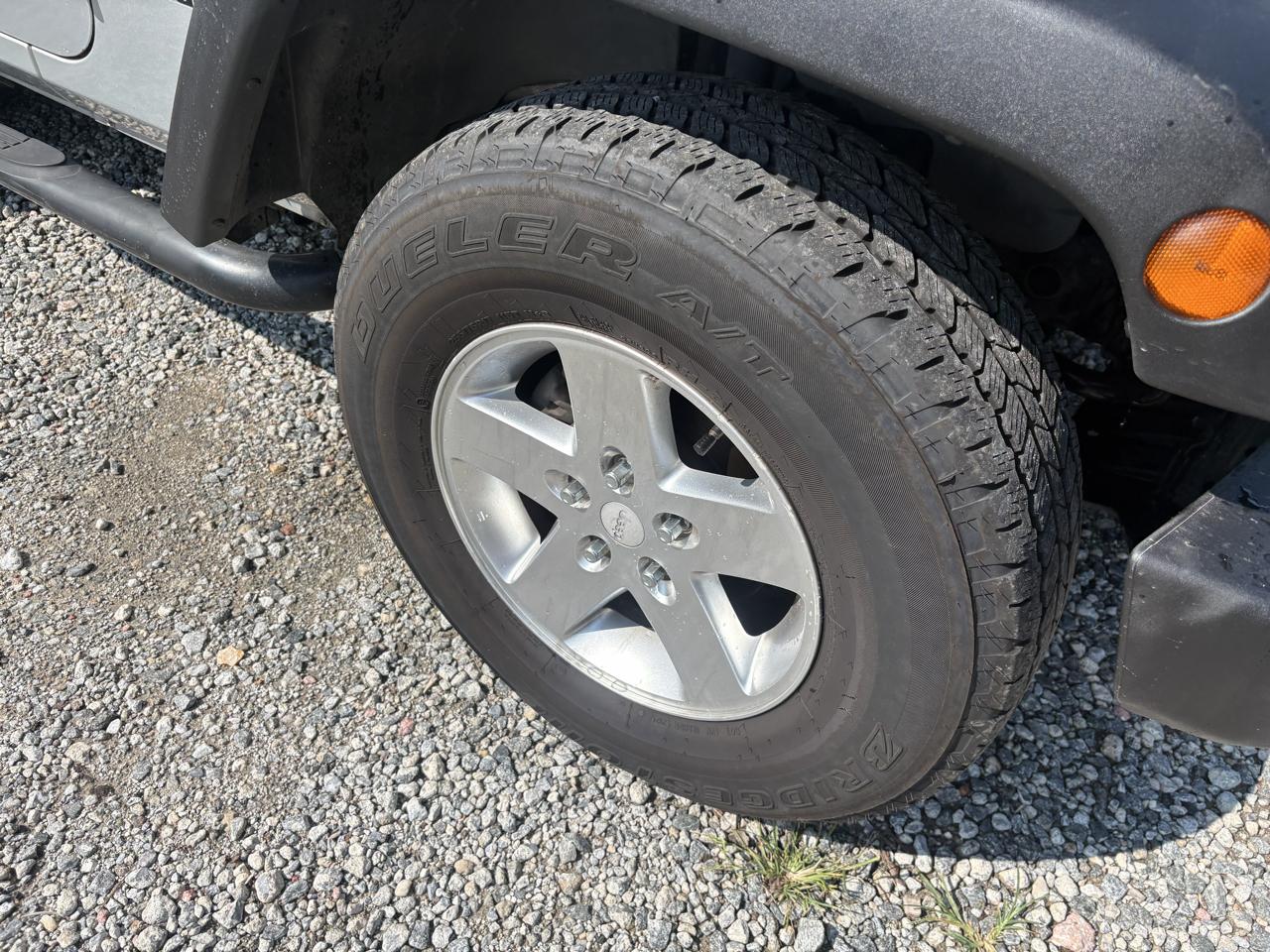 Jeep Wrangler Sport 4WD 2012