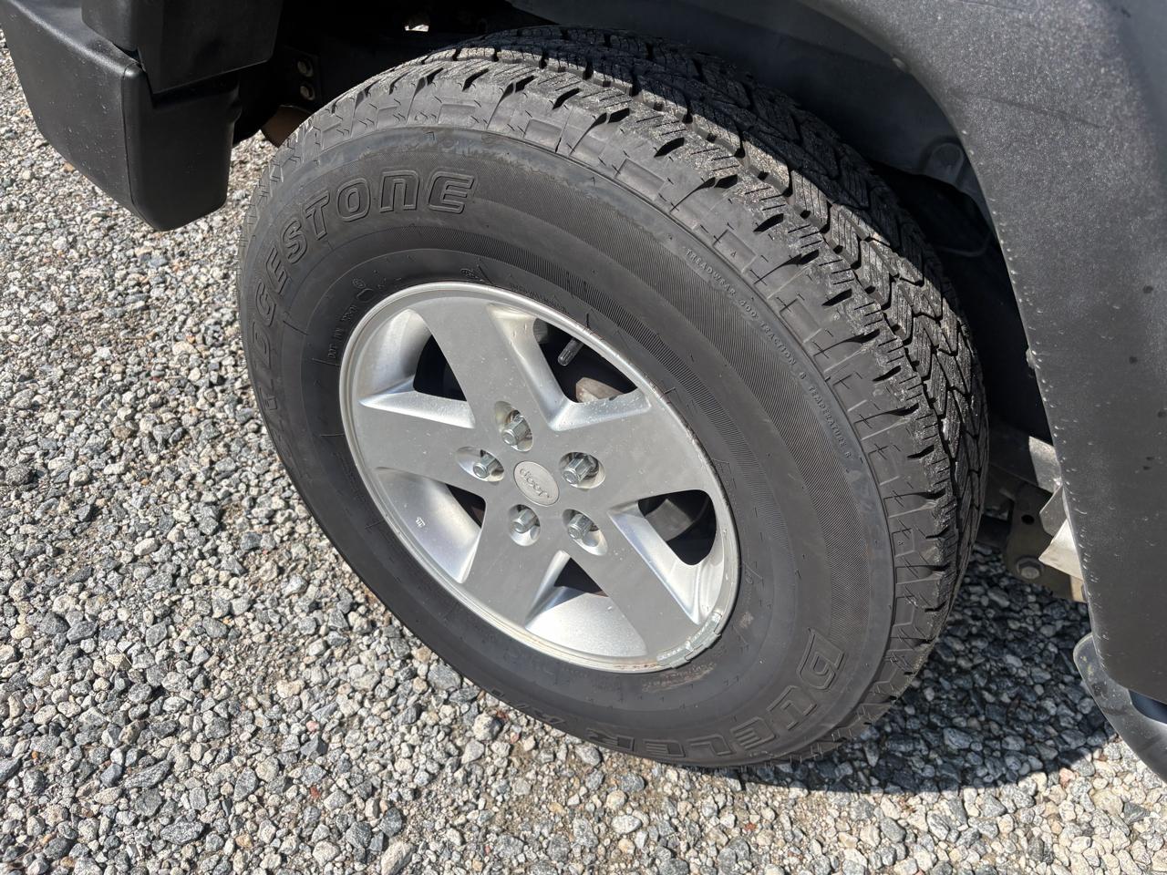 Jeep Wrangler Sport 4WD 2012