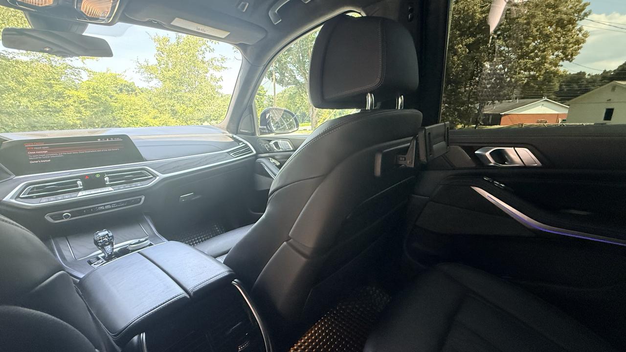 BMW X7 M50i 2021