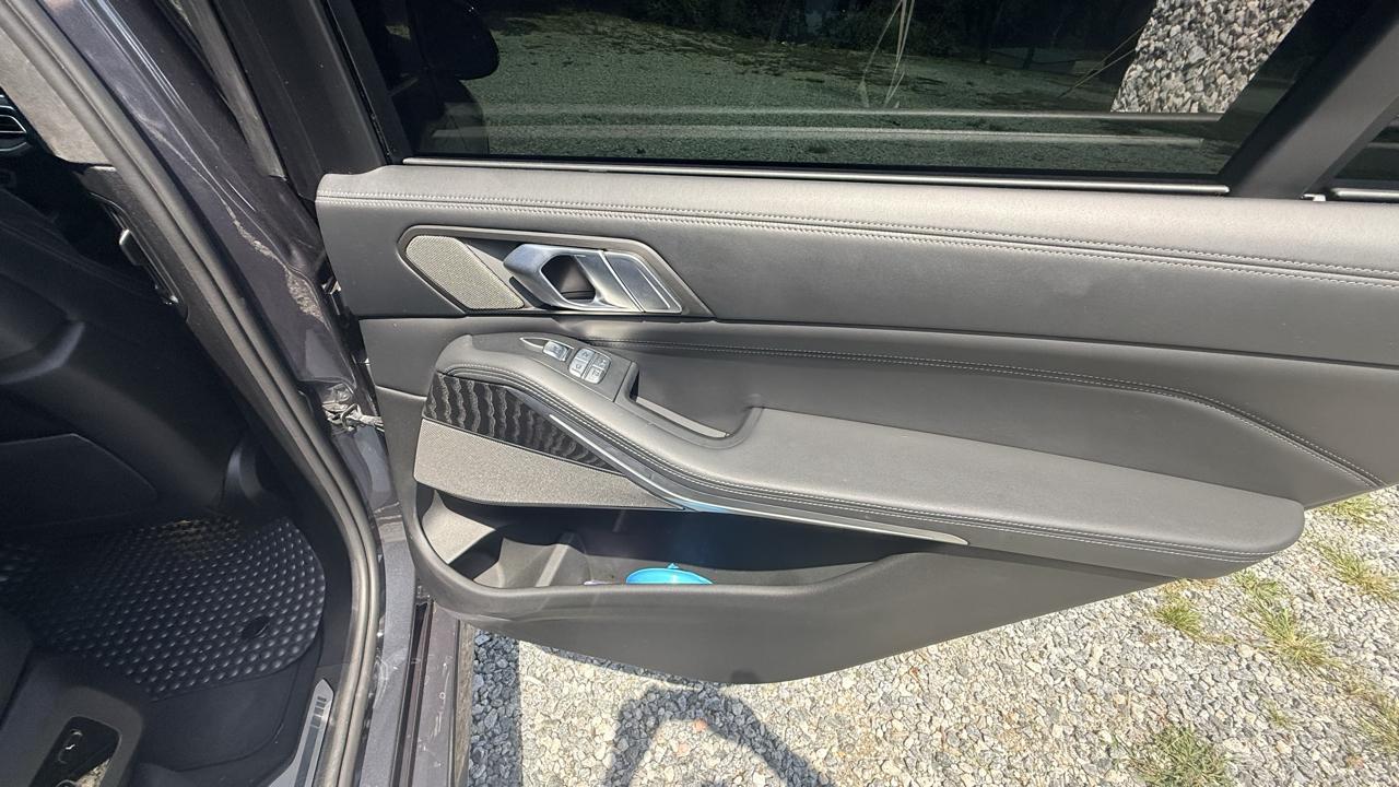 BMW X7 M50i 2021