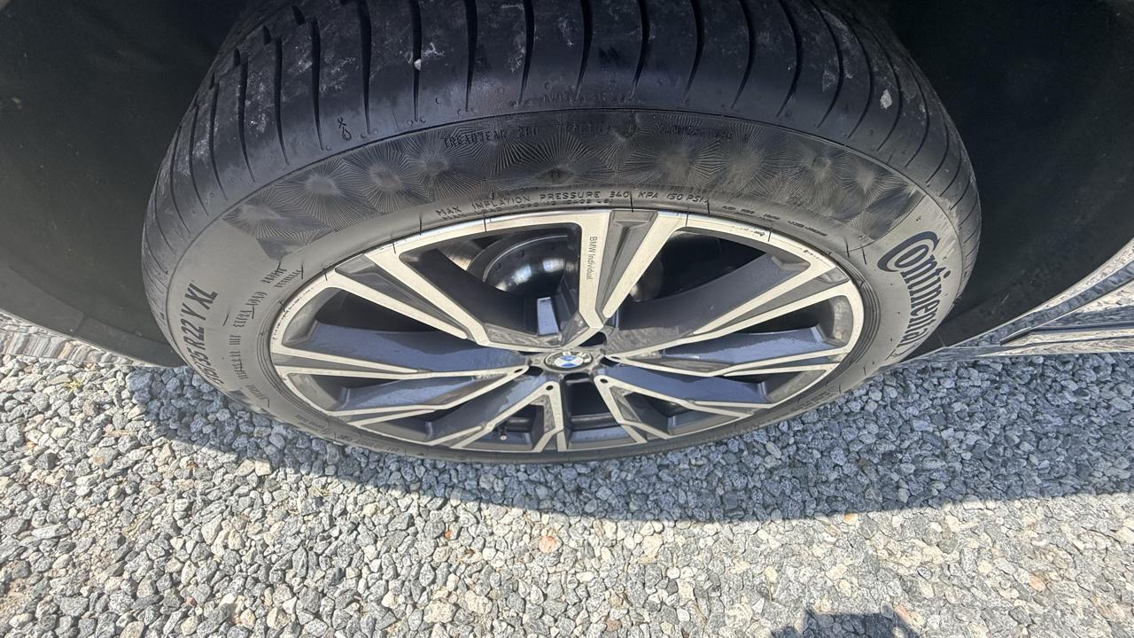 BMW X7 M50i 2021