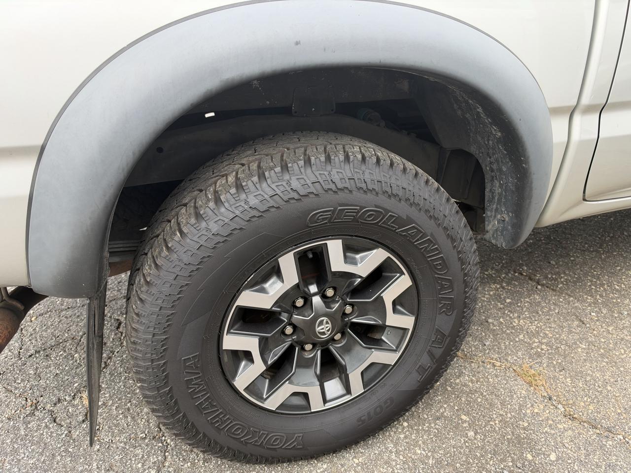 Toyota Tacoma PreRunner Double Cab 2WD 2003