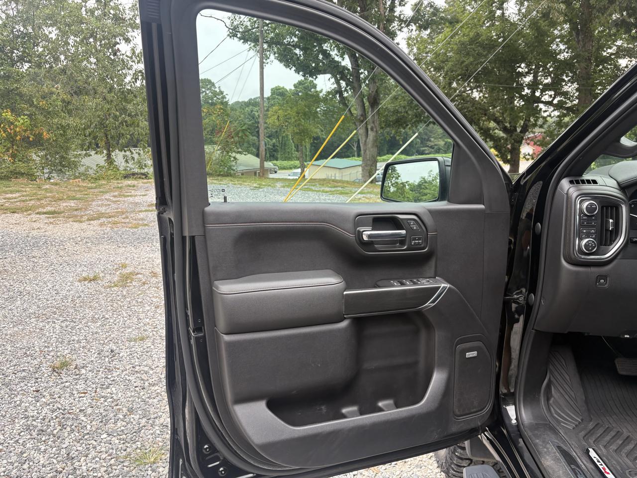 GMC Sierra 1500 AT4 Crew Cab Short Box 4WD 2020