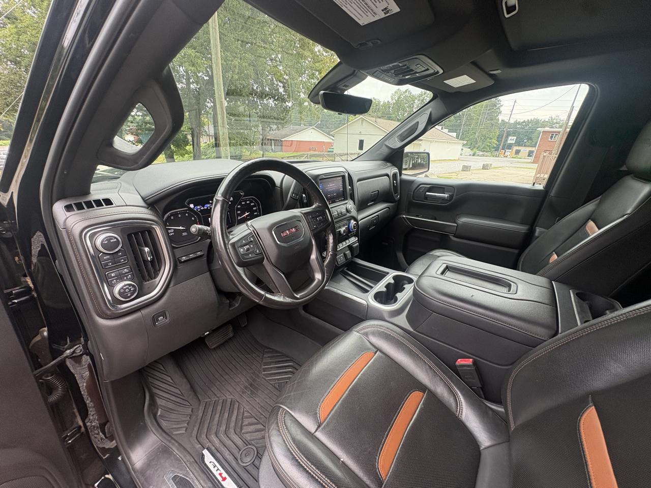 GMC Sierra 1500 AT4 Crew Cab Short Box 4WD 2020