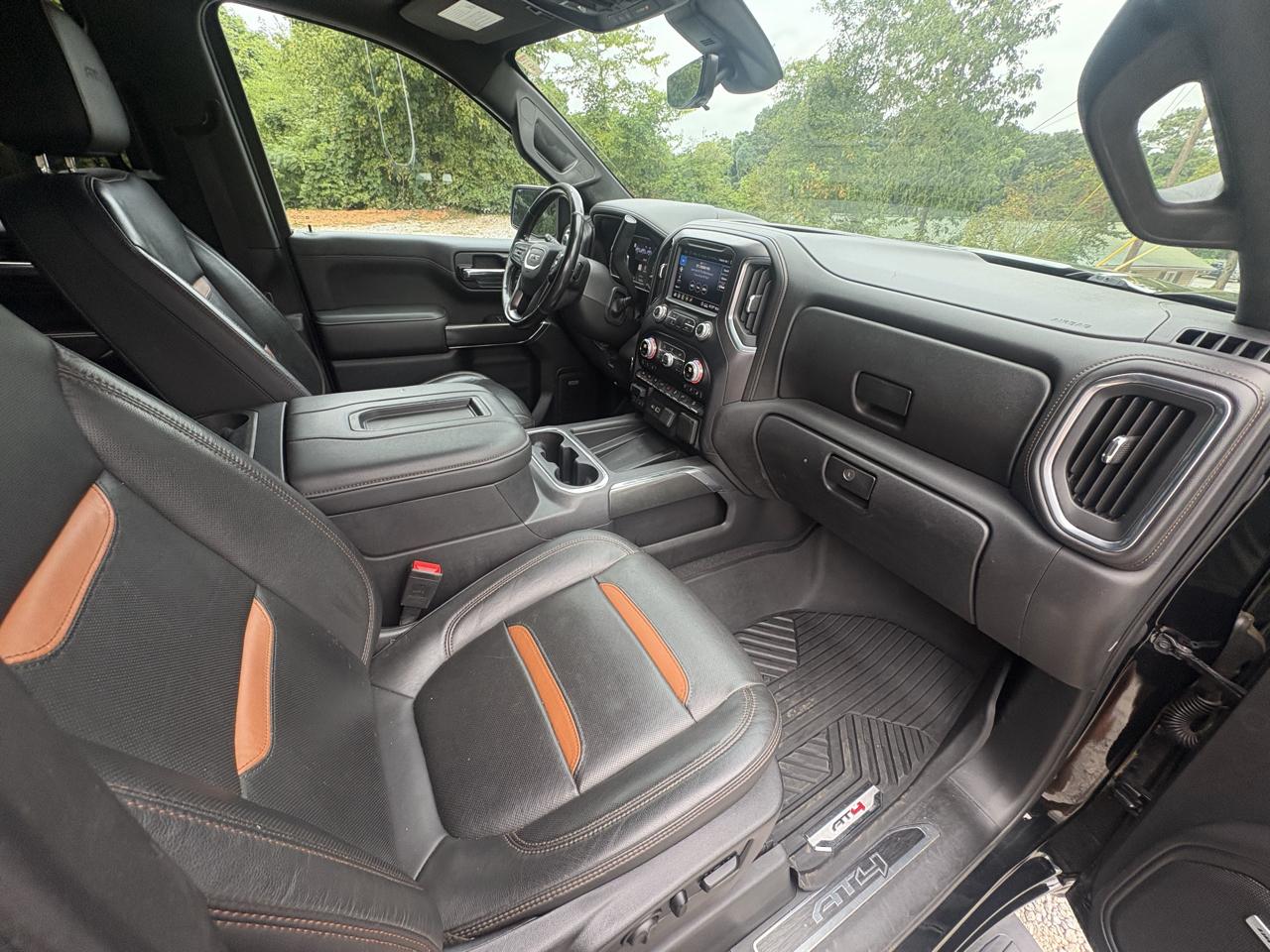 GMC Sierra 1500 AT4 Crew Cab Short Box 4WD 2020