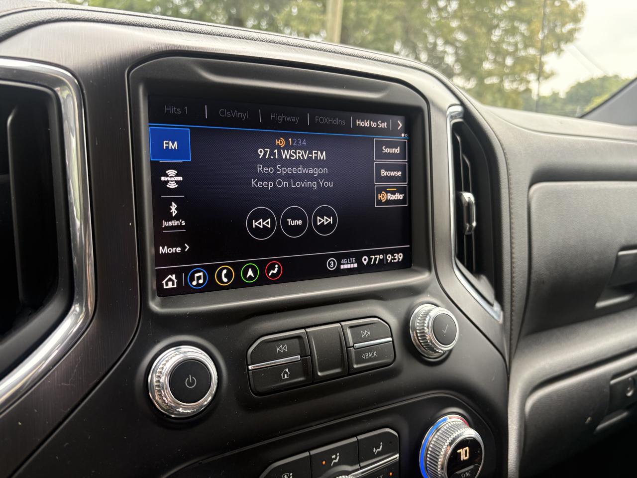 GMC Sierra 1500 AT4 Crew Cab Short Box 4WD 2020