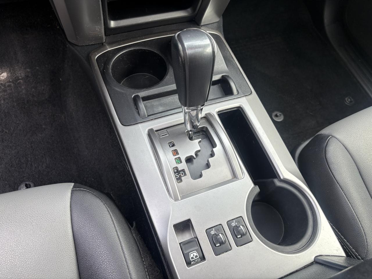 Toyota 4Runner SR5 4WD 2016
