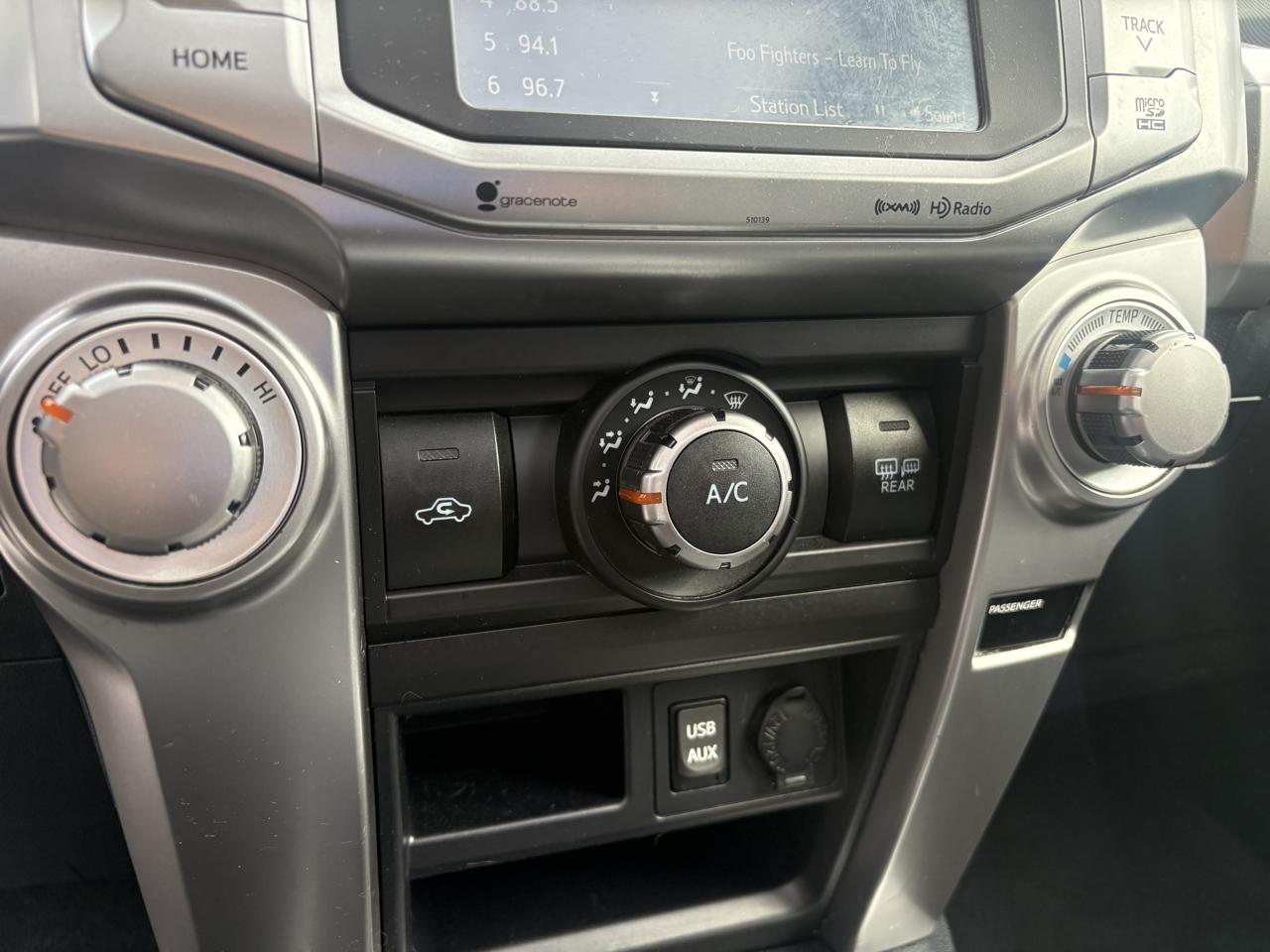 Toyota 4Runner SR5 4WD 2016