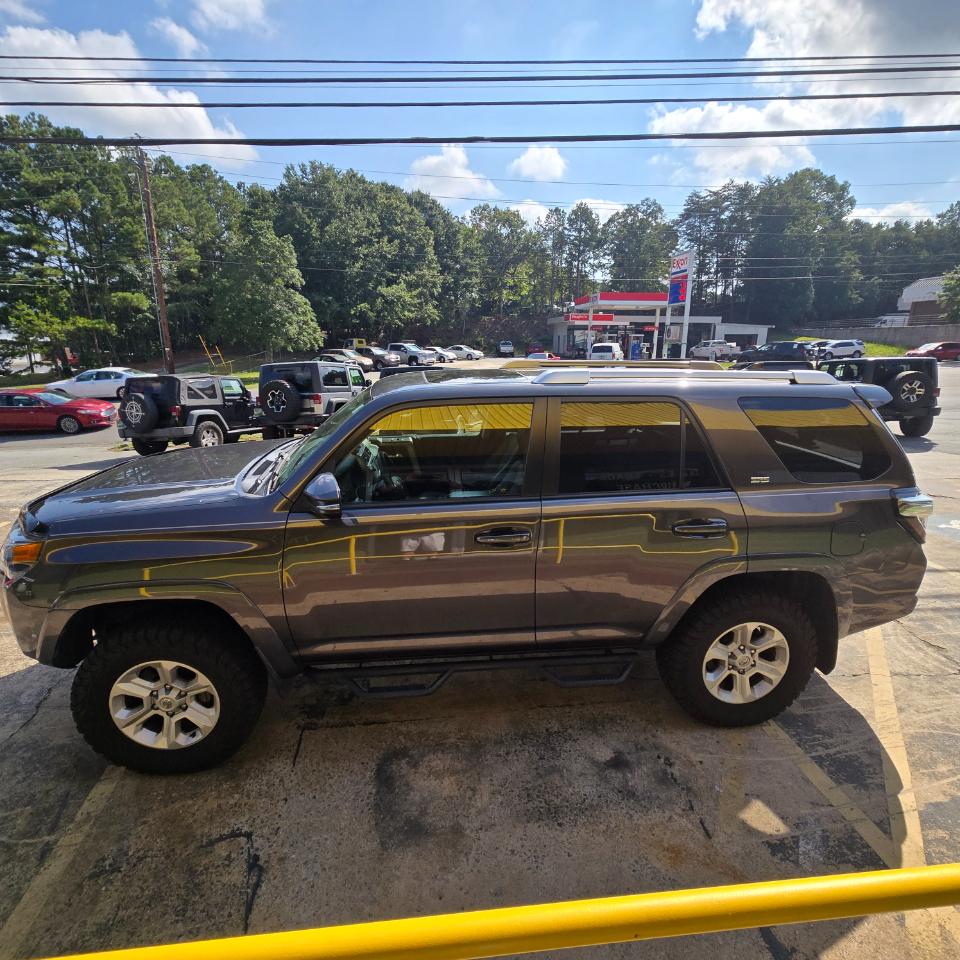Toyota 4Runner SR5 4WD 2016