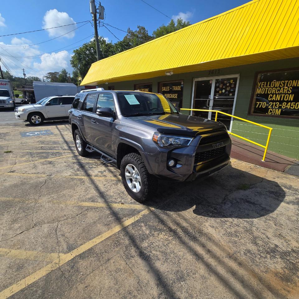 Toyota 4Runner SR5 4WD 2016
