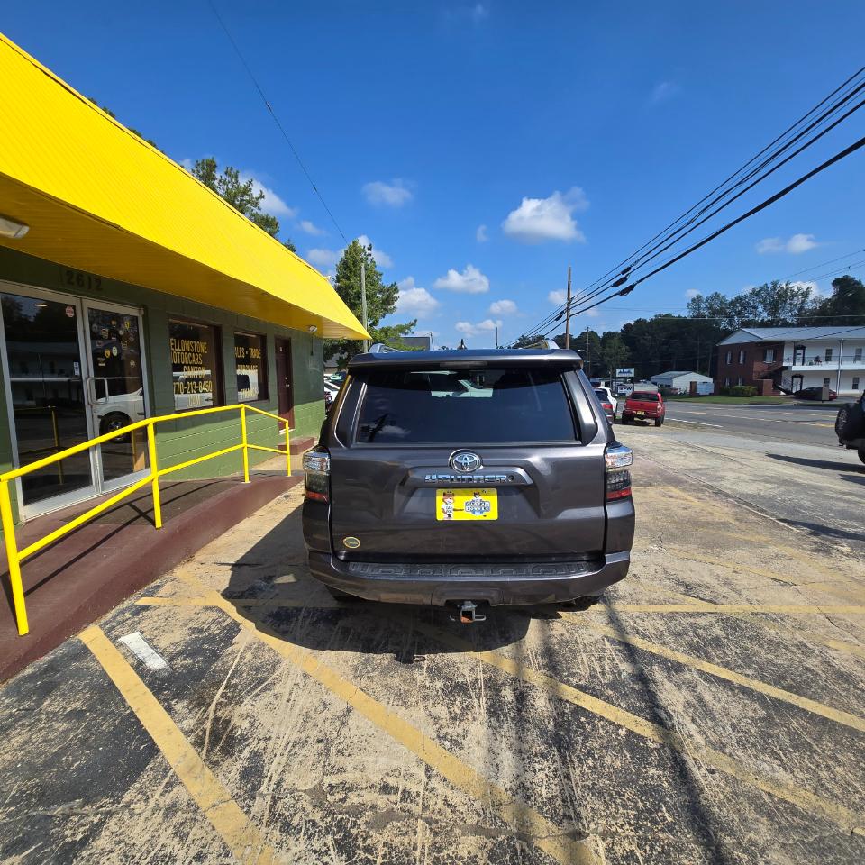 Toyota 4Runner SR5 4WD 2016