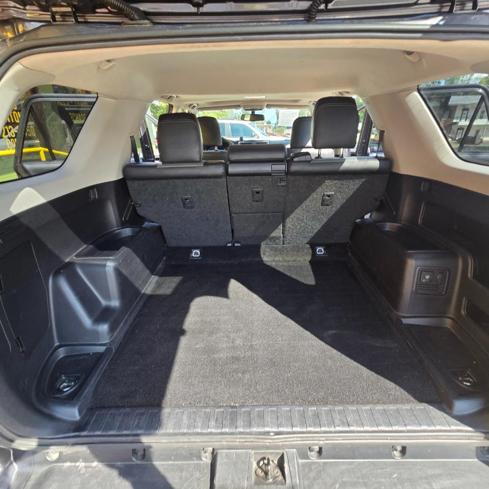 Toyota 4Runner SR5 4WD 2016